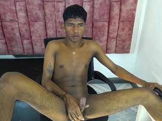 mick-storm live cam profile