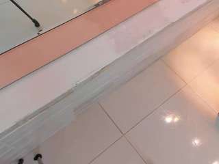 sasha-wayne live cam profile