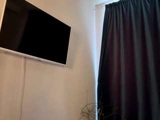 seranovelli Sex Cam Show