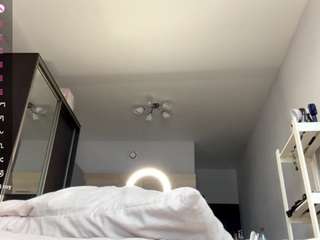 SeraNovelli live cam preview