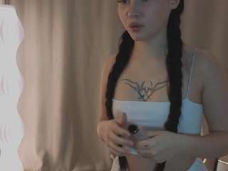 theresiagambee webcam