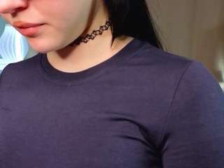 theresiagambee's CamSoda show and profile