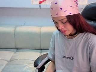 Live webcam model aurora-tf on Soda Cams