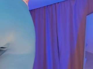 Live webcam model charitarhoton on Soda Cams