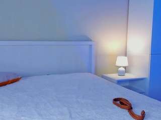 charitarhoton live cam profile