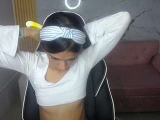 dahyan-ch Live Webcam on CamSoda