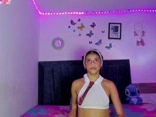 emmie-bunny Sex Cam Show