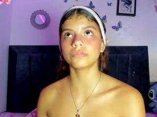 emmie-bunny live webcam show