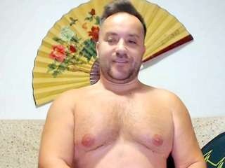 hairy9inch, male webcam model,  years old, on live webcam