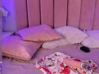 lilithlain Live Webcam on CamSoda