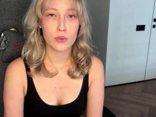 Live webcam model milacordani on Soda Cams