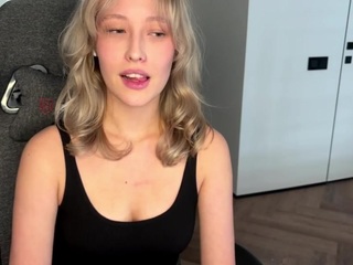 Live webcam model milacordani on Soda Cams