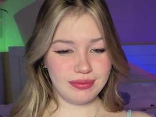 pawsclaws live cam profile