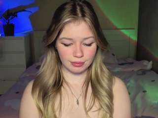 pawsclaws live cam profile