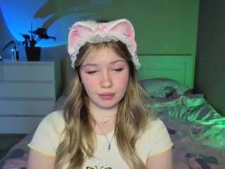 pawsclaws Play live webcam