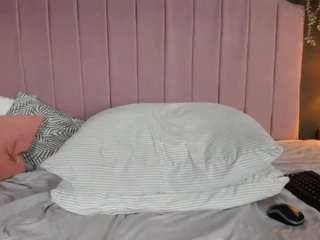 scarlet-t live webcam show