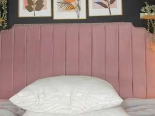 scarlet-t live webcam show