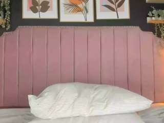 scarlet-t live webcam show