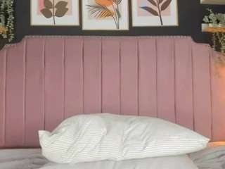 scarlet-t live webcam show