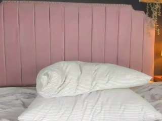 scarlet-t live webcam show