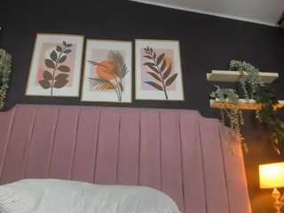 Scarlet live webcam show