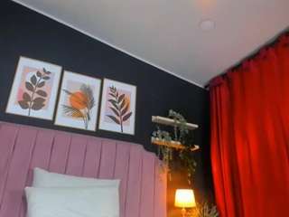 Scarlet live webcam show