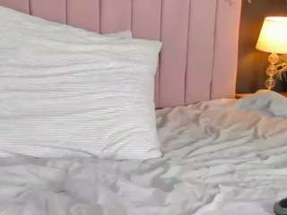 Scarlet live webcam show