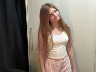 Elizabeth live cam preview