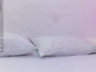 tightlittleebony Live Webcam on CamSoda