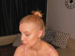 violettadarling from CamSoda is Freechat