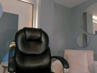 meganwest Live Webcam on CamSoda