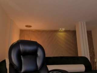  meganwest chat room
