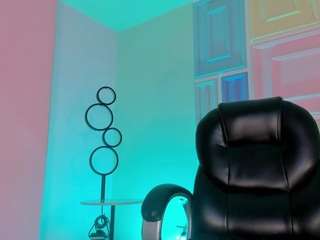 meganwest webcam model