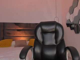 meganwest webcam model