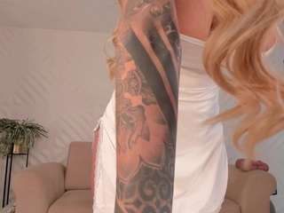 LEXIE WAYNE