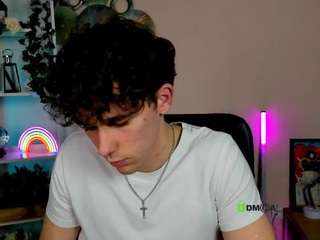 emmanuel-shine live cam profile