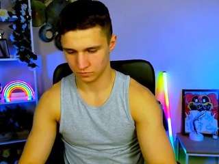 emmanuel-shine live cam profile