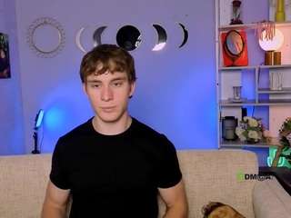 Emmanuel-shine's cam show statistics and live stream