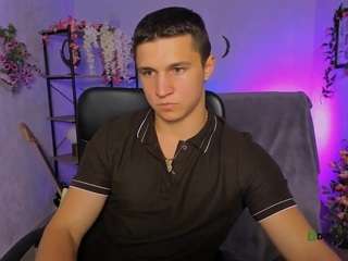 emmanuel-shine