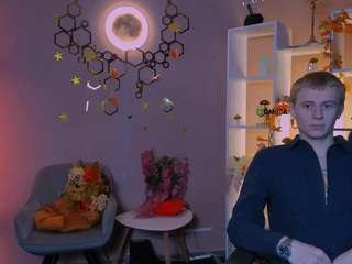 emmanuel-shine's live room