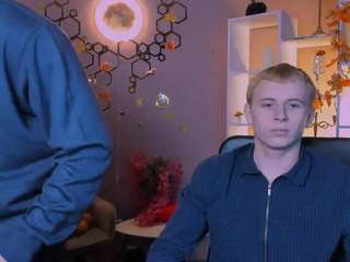 emmanuel-shine's live room