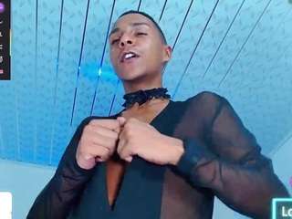 hotboyluxeet live cam preview