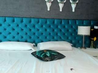 lunnamoretti's CamSoda show and profile