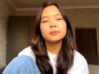 Live webcam model mabellefritsche on Soda Cams