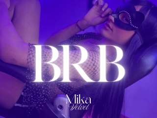mika-velvet webcam