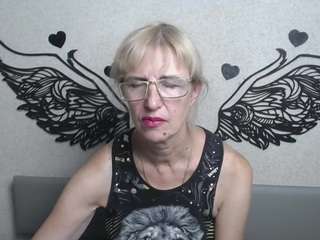 PattySanny live cam — ass clapping, no smoking, upskirt
