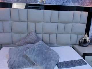 Live cam show with Aurelia Walker