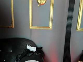 Aurelia Walker live cam preview