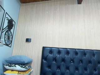 paulinnacurvy webcam model