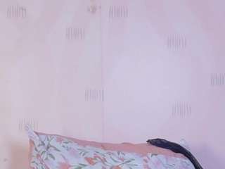 thinprincesss Live Webcam on CamSoda